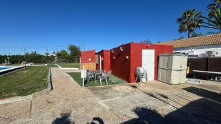 Chalet en venta en Carmona