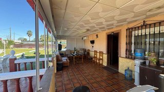 Chalet en venta en Carmona