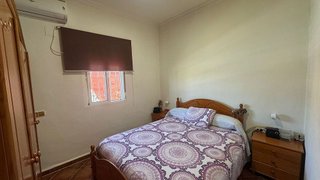 Chalet en venta en Carmona