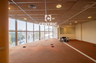 Oficina en alquiler en Sant Pere en Terrassa