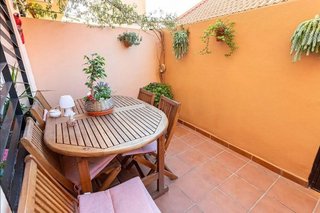 Casa adosada en venta en La Granja-La Colina-Los Pastores en Algeciras