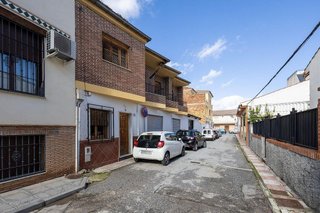 Chalet en venta en Zubia (La)