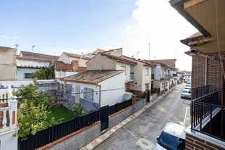 Chalet en venta en Zubia (La)