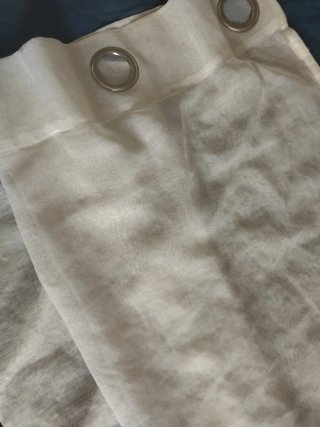 Un pannello di Tenda con 8 anelli €2,90