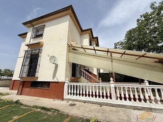 Chalet en venta en Ogíjares