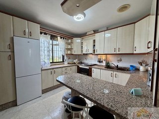 Chalet en venta en Ogíjares