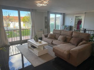 Casa adosada en venta en Valdestillas