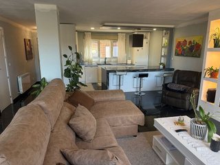 Casa adosada en venta en Valdestillas