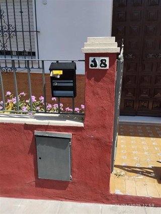 Casa adosada en venta en Gines