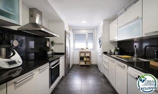 Piso en venta en Els Grecs - Mas Oliva en Roses