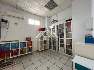 Local comercial en alquiler en Arco Norte - Avda. España en Dos Hermanas