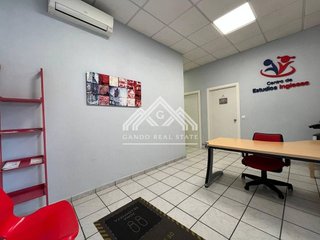Local comercial en alquiler en Arco Norte - Avda. España en Dos Hermanas