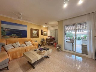Casa en venta en Pla de Sant Pere-Les Salines en Cubelles