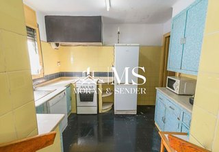 Casa adosada en venta en Centre en Rubí