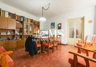 Casa adosada en venta en Centre en Rubí