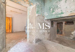 Casa adosada en venta en Centre en Rubí