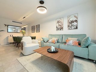 Piso en alquiler en Los Jardines de Marbella - La Ermita en Marbella