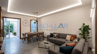 Chalet en venta en Can Nadal - Falguera en Sant Feliu de Llobregat