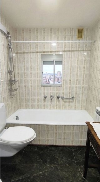 Piso en venta en Miracruz - Bidebieta en San Sebastián-Donostia