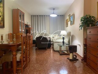 Piso en venta en Lucena