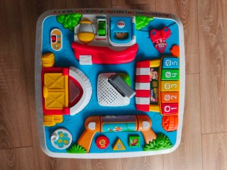 Mesa Actividades Fisher Price Bilingüe