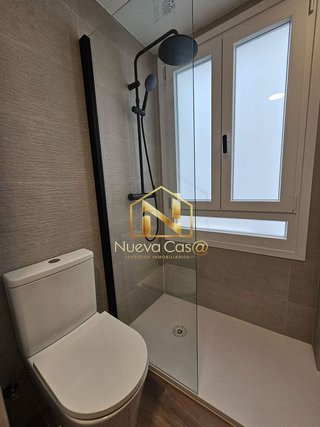 Piso en venta en Universidad - Los Lirios en Logroño