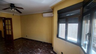 Piso en venta en Avda de Madrid - Pº de la Estación en Jaén