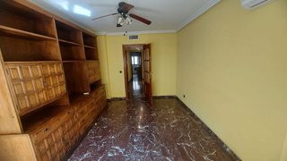 Piso en venta en Avda de Madrid - Pº de la Estación en Jaén