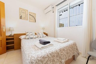 Piso en venta en La Carihuela en Torremolinos