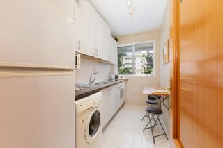 Piso en venta en La Carihuela en Torremolinos