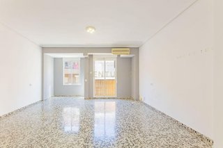Piso en venta en Parc Central en Torrent