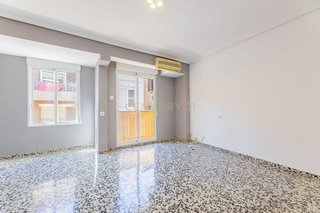 Piso en venta en Parc Central en Torrent