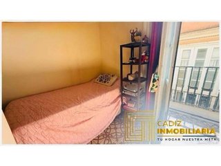 Piso en venta en Centro Histórico - Plaza España en Cádiz