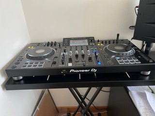 Controladora DJ Pioneer XDJ-XZ Negra