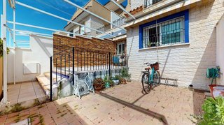 Casa adosada en venta en Zona Pueblo en Pilar de la Horadada