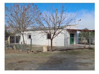 Casa rural en venta en Baza