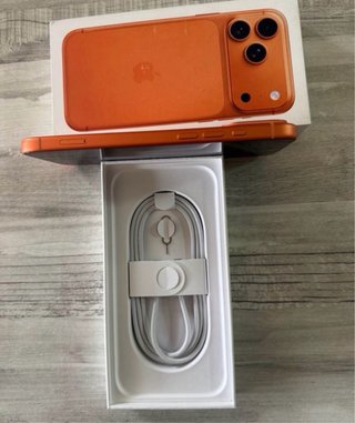 iPhone 17 Pro Max Naranja
