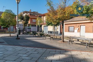 Chalet en venta en Avda. De los Ogíjares en Armilla
