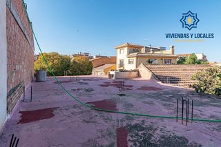 Chalet en venta en Avda. De los Ogíjares en Armilla