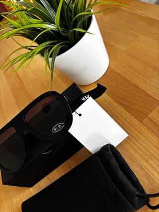 Gafas de sol pantalla Zara negras