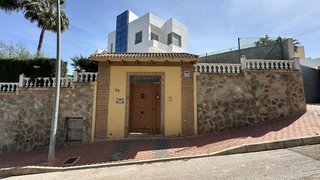 Chalet en venta en Los Balcones - Los Altos del Edén en Torrevieja