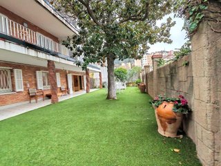 Piso en venta en La Font d'en Fargues en Barcelona