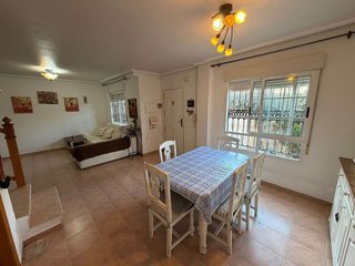 Casa pareada en venta en Urbanizaciones en Guardamar del Segura