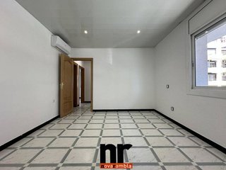 Piso en venta en Centre - Cordelles en Cerdanyola del Vallès