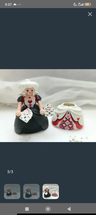 Reina de Corazones Playmobil con Cartas