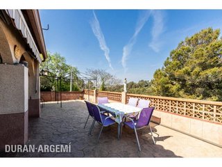 Chalet en venta en Castellbisbal