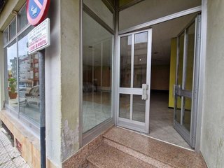 Local comercial en venta en Boiro