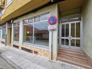 Local comercial en venta en Boiro