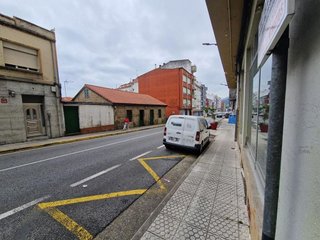 Local comercial en venta en Boiro