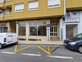 Local comercial en venta en Boiro